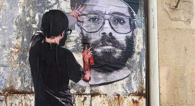 Un murale in centro per ricordare Cristian, artista scomparso a 40 anni. I suoi organi donati