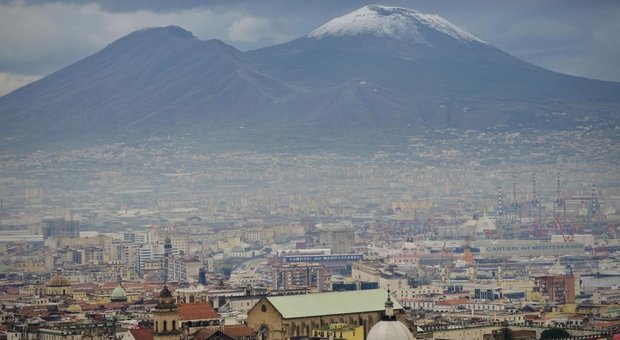 Sciame sismico sul Vesuvio, Borrelli: «Subito prove di evacuazione»