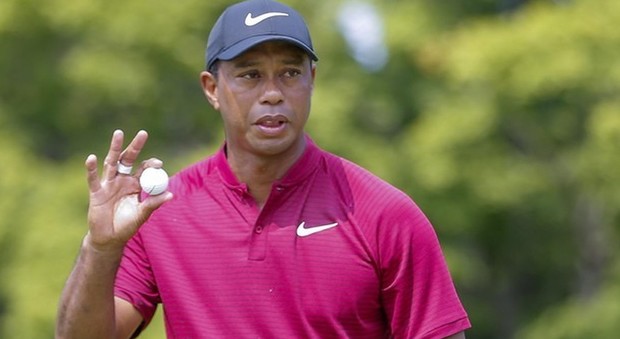 Tiger Woods, il tribunale ordina 137 test di paternità dopo la richiesta di 121 amanti