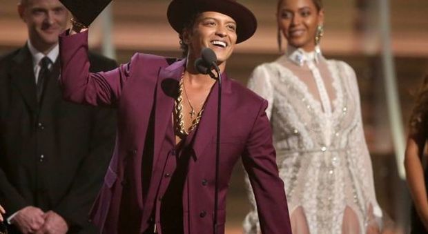 Bruno Mars vince per il miglior album