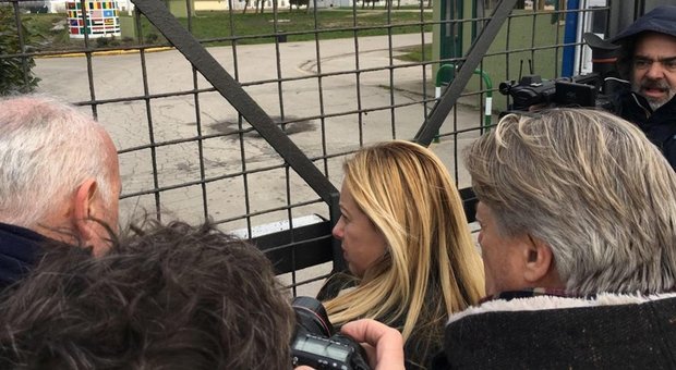 Sabato blindato a Roma, Giorgia Meloni: «Piazza Vittorio vietata, ma noi manifesteremo comunque»