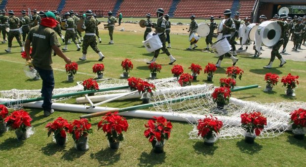 Chapecoense, funerali allo stadio coi tifosi. Gli altri club continentali si mobilitano