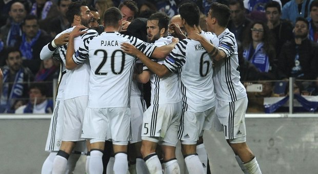 Porto-Juventus 0-2: Pjaca e Dani Alves ipotecano i quarti di finale