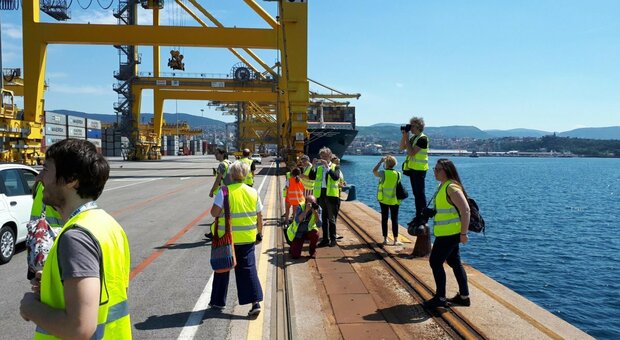 Sciopero dei No Green Pass, i portuali di Trieste: «Sarà venerdì nero, stop anche in altre città»