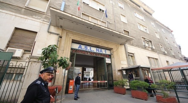 Napoli, sparatoria alla vigilia di Capodanno: morto un 40enne, ferito un altro uomo