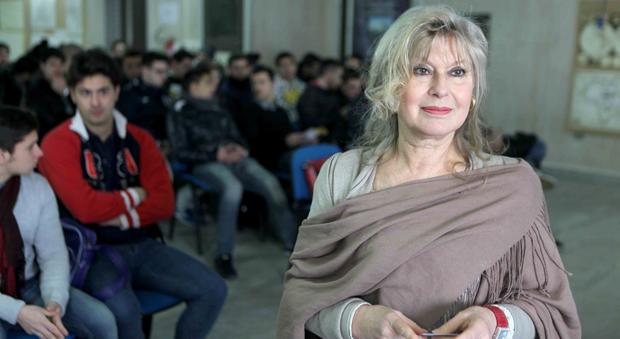 «Viaggio Lib(e)ro»: Mattarella incontra gli studenti napoletani e la docente Procaccini