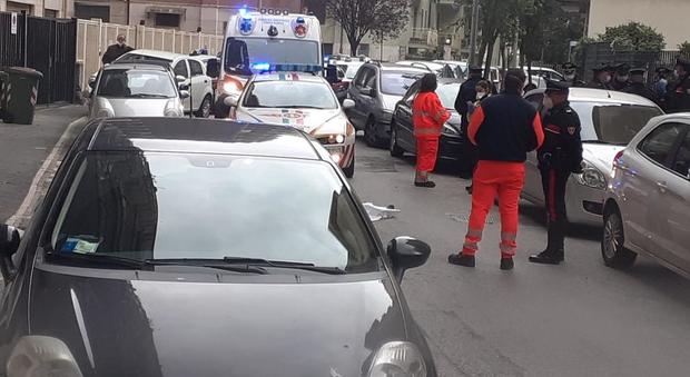 Suicidio a Salerno: 43enne si lancia dal settimo piano, è il terzo in 15 giorni