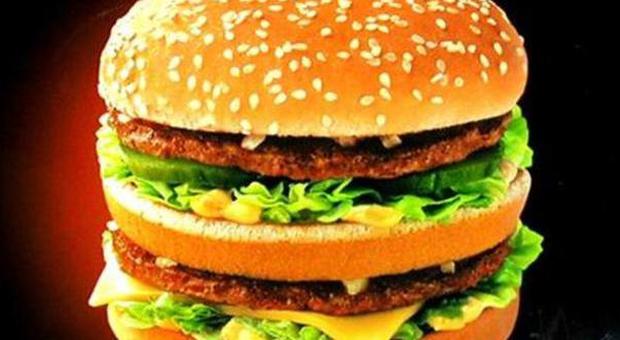 McDonald's: il primo calo annuale costa la poltrona all'ad