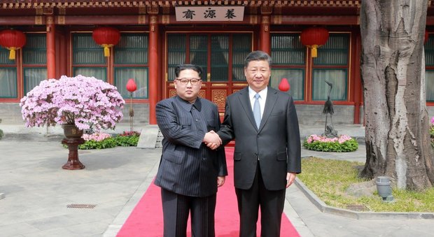 Kim Jong-un e Xi Jimping (ansa)