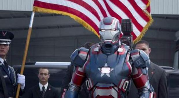Soldati Usa come Iron Man con armatura High Tech
