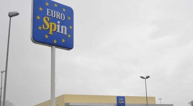 «Non rispetta gli accordi» Eurospin a Caserta non aprirà