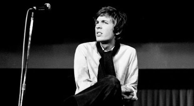 Scott Walker, il cantautore che ha influenzato David Bowie