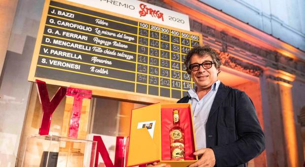 Premio Strega, il "bis" di Sandro Veronesi: era riuscito solo a Paolo Volponi