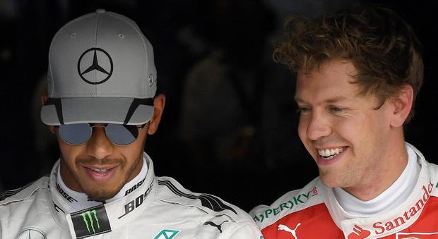 Gp Italia, Vettel: «Mercedes di un altro pianeta ma chissà...». Hamilton: «Onorato di essere accostato a Fangio e Senna»