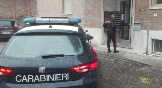 Picchia e rapina un immigrato, sotto accusa 28enne di Sarno