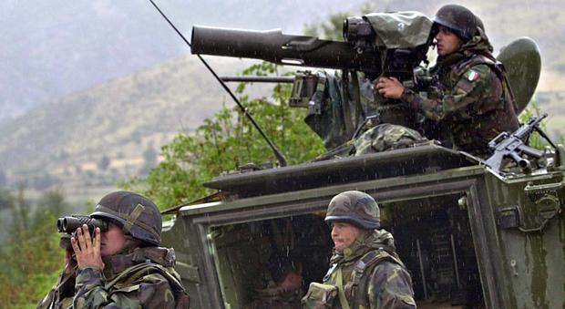 Medico militare denuncia: «Data acqua cancerogena ai nostri soldati in Kosovo»