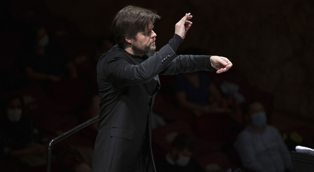 San Carlo, Valcuha sul podio e van Rijen solista per Sibelius