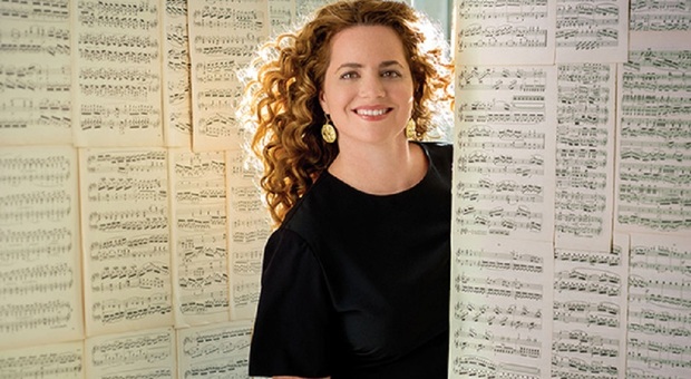 La direttrice d'orchestra romana Speranza Scappucci (foto Silvia Lelli)