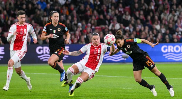 Roma femminile fuori dalla Champions: vince 2-1 l'Ajax. Non basta Bartoli a Spugna