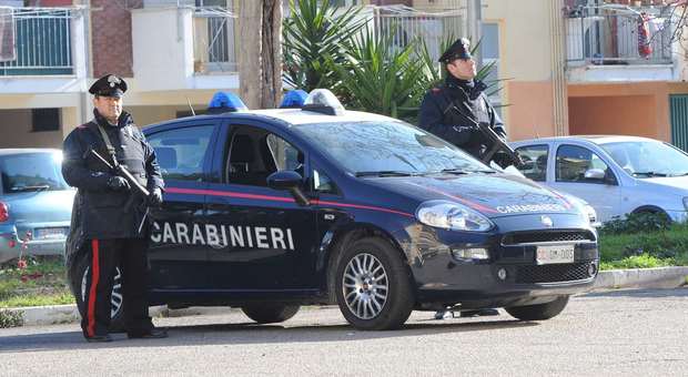 L'arresto del ladro di Suv sulla Salaria nel video i momenti della fuga e i colpi di pistola dei carabinieri