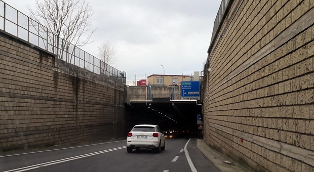 Caserta, scatta il piano sicurezza per il tunnel del Parco della Reggia
