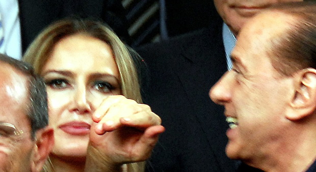 Caso Escort, la Camera dà l'ok all'uso delle intercettazioni di Berlusconi