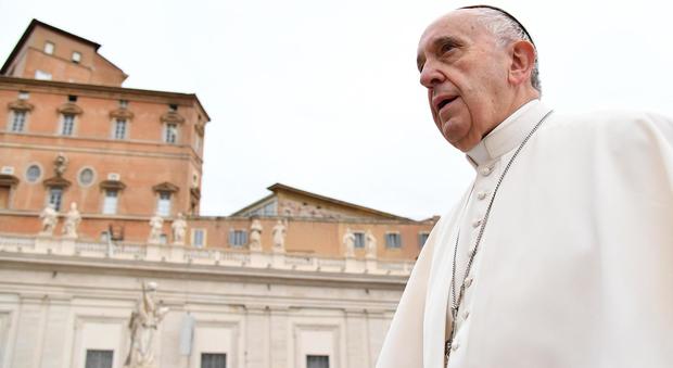 Papa Francesco in pena per i 44 marinai del sottomarino argentino scomparso