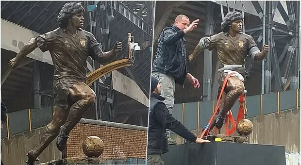 Maradona, Napoli ricorda il Pibe de Oro con una statua