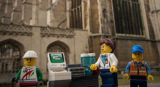 Università di Cambridge, ecco la cattedra per professore in Lego