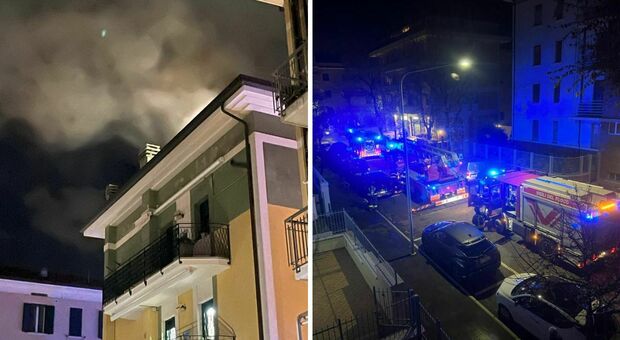Incendio sul lungomare a Pesaro, palazzine invase dal fumo. Sul posto i vigili del fuoco