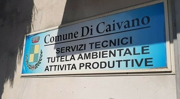 Emergenza Covid: a Caivano chiudono ufficio tecnico, settori ambiente e Suap