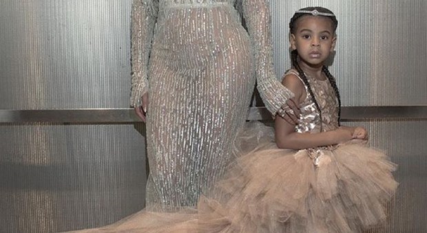 "Brutta come la morte": la figlia di Beyoncé insultata sui social