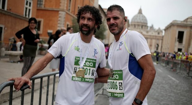 Tommasi e Perrotta maratoneti, le due ex stelle della Roma alla Maratona della pace