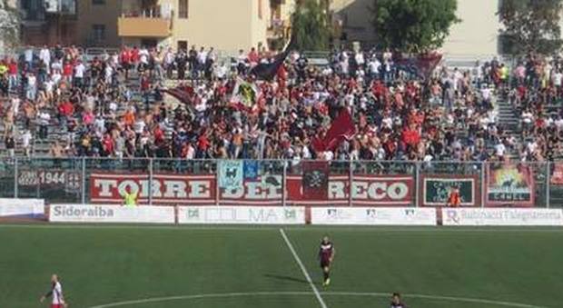 Turris, il Comune revoca il bando della discordia per lo stadio Liguori
