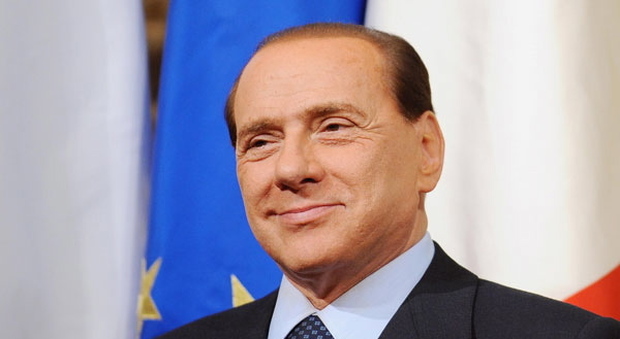 Silvio Berlusconi: "In Italia doppia moneta: Euro e Lira"