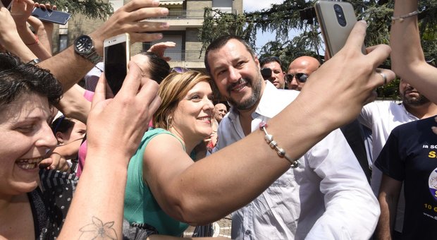 Salvini annuncia: «Faremo un censimento dei rom»