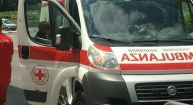 incidente ad Alba Adriatica, tre persone in ospedale: grave una donna