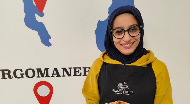 Cliente rifiuta il cibo preparato dalla cuoca marocchina: «Non voglio niente preparato dalle tue mani»