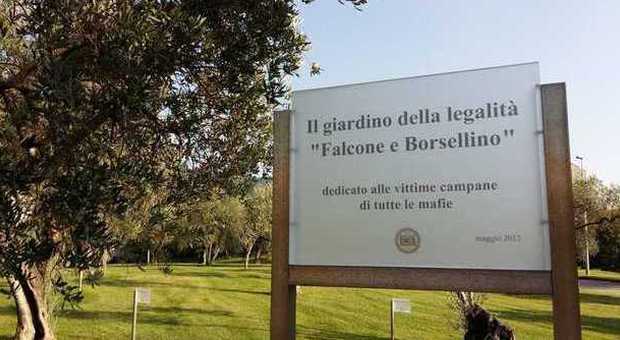 Raid all'università di Salerno, trafugate le targhe dedicate alle vittime della mafia