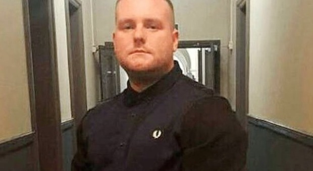 Gran Bretagna, rapina finisce nel sangue: ladri amputano una gamba e uccidono un bodyguard 27enne sotto gli occhi del padre