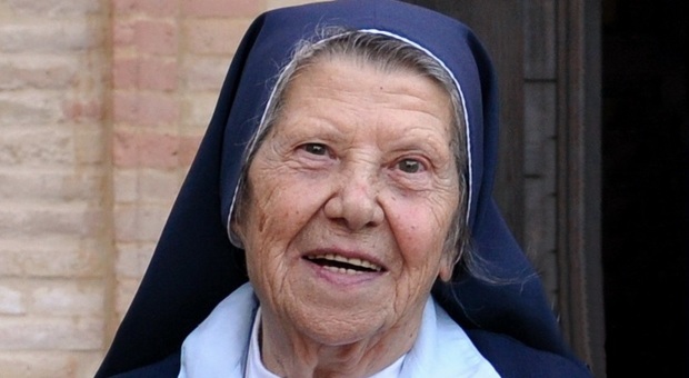 Colmurano, addio sorriso e disponibilità: si è spenta a 94 anni Suor Ernestina
