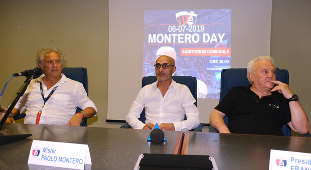 Cinciripini, Montero e Fedeli durante la presentazione del nuovo tecnico uruguaiano della Samb