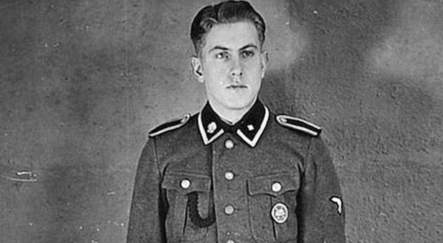 Fece uccidere 170 mila prigionieri a Birkenau: sergente delle SS 93enne a processo