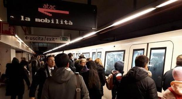Roma, metro e bus a Capodanno: ecco tutti gli orari