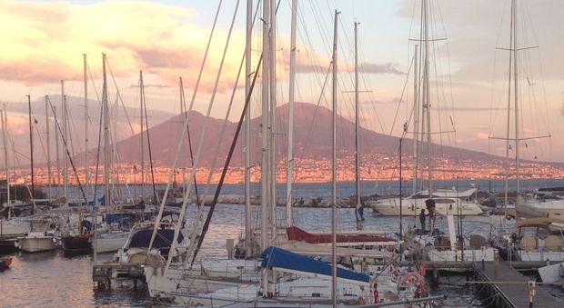 Napoli, la grande bellezza al tramonto: «Incredibille»