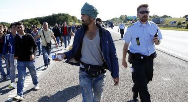 Danimarca, minaccia di farsi esplodere in un centro migranti: in corso evacuazione