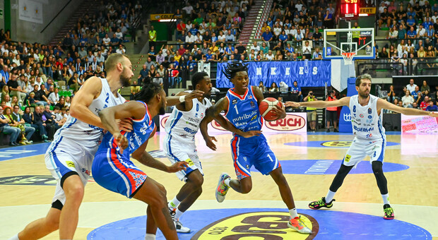 Basket, serie A. Brescia, Bologna e Venezia restano a punteggio pieno