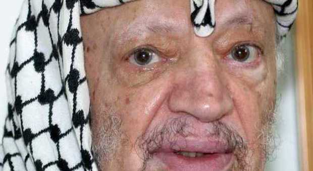Fine di Arafat, i medici francesi smentiscono i colleghi svizzeri: ma quale polonio è morte naturale