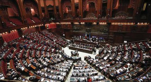 Mozione di Si sull'Italicum: il voto alla Camera il 21 settembre. Pd contrattacca