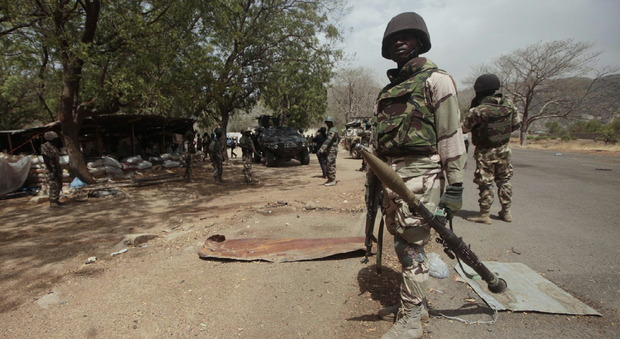 Nigeria, 2 donne kamikaze in moschea: almeno 22 morti